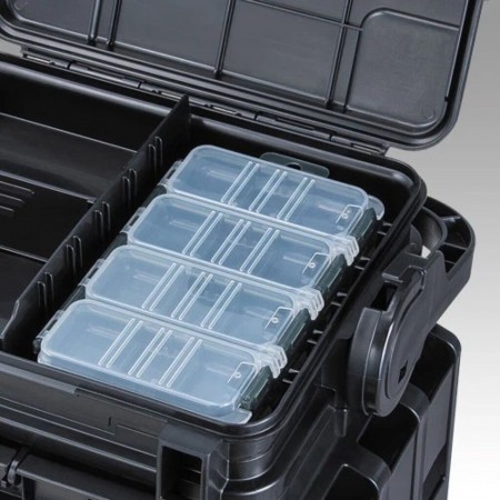 Коробка рыболов. Meiho QUATRO CASE J 175х105х18