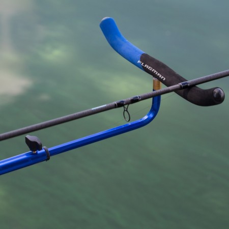 Держатель для фидерного удилища FLAGMAN Armadale Feeder Arm medium D-DKR079 Держатель для фидерного удилища FLAGMAN Armadale Feeder Arm medium D-DKR079